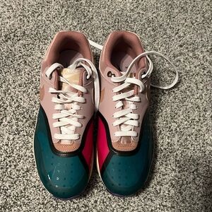 (WMNS) Nike Air Max 1 Premium 'Mini Symbols' DV2301-501 size 9 EUC worn once